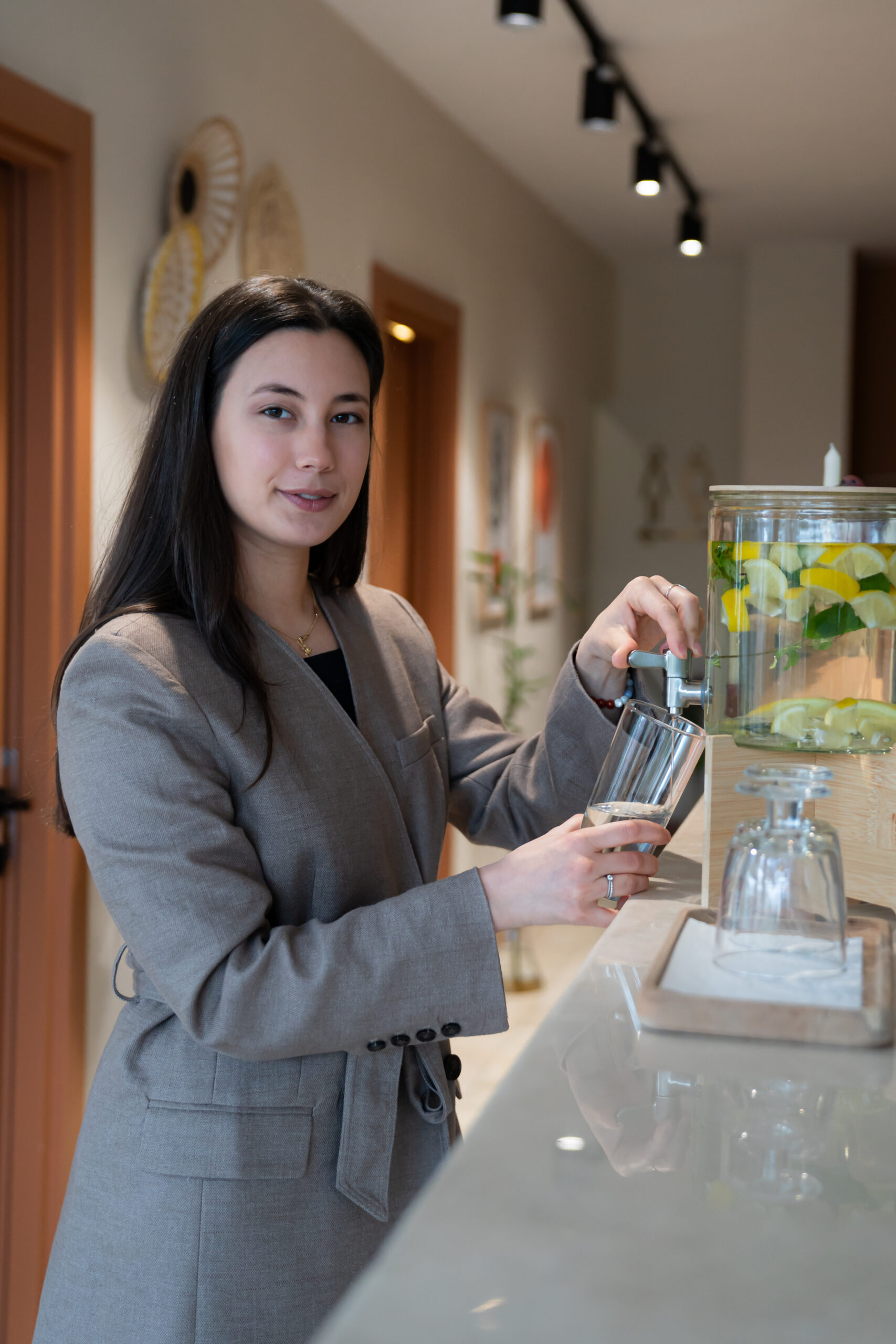 20161231 231807000 ios